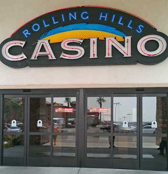 Rolling Hills Casino, Behind: The praying mantis I found