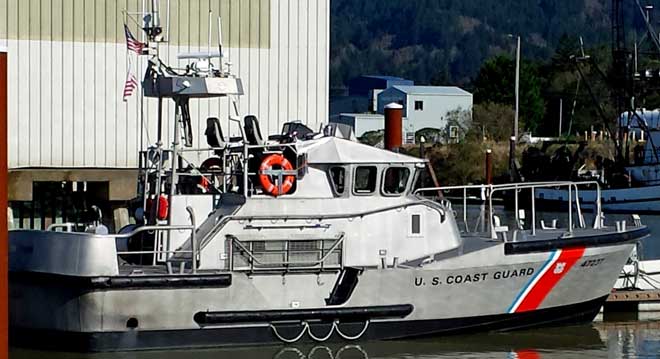 USCG Motor Life Boat, Behind: rear view