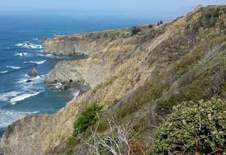 The California coast north of Fort Bragg, Behind: Panorama from Highway 1