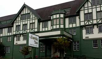 Eureka Inn, Behind: Eagle Inn