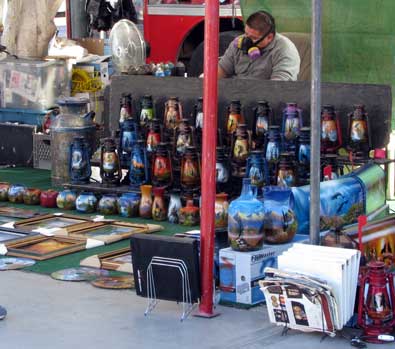 Spray paint artists in Mexico