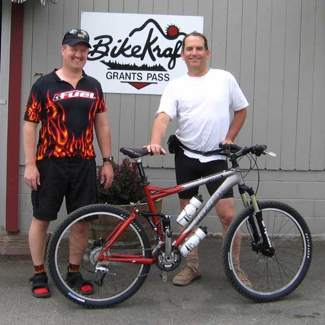 The new Trek Fuel 7, BikeKraft owner Richard, left and New Trek owner, Dale