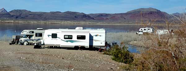 Boondocked on the Lake edge