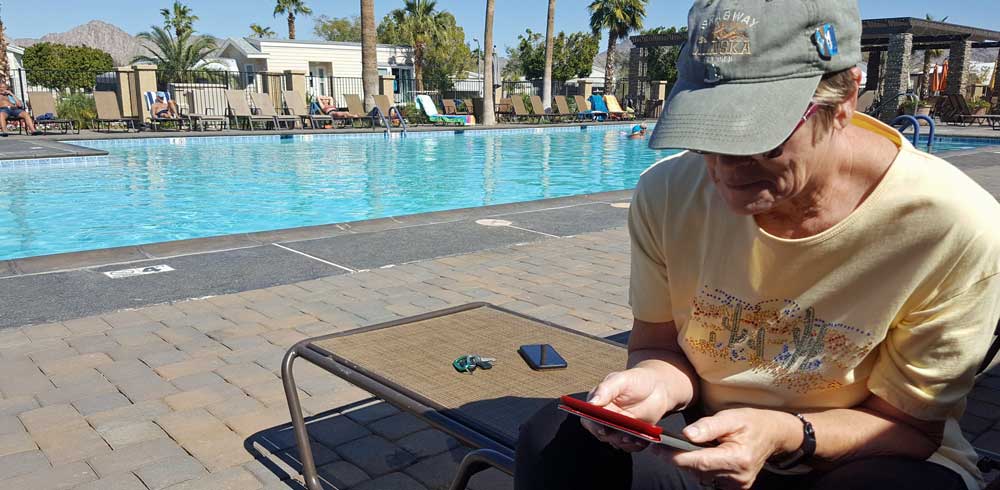 Enjoying the pool while waiting for the laundry