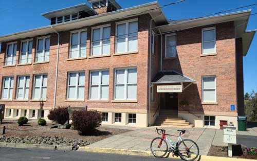 Oakland, Oregon City Hall