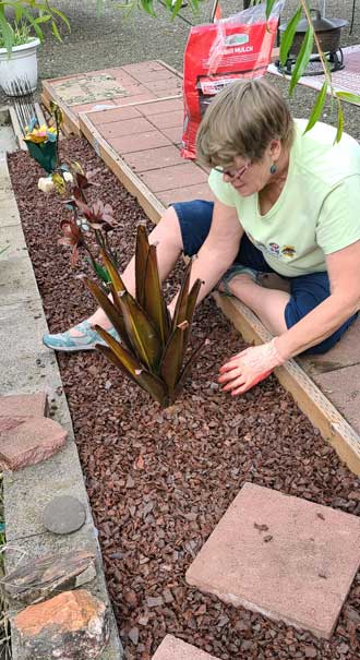 Spreading the mulch