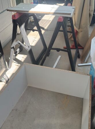 Taking the shelf apart