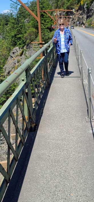 Walking the Deception Pass Bridge