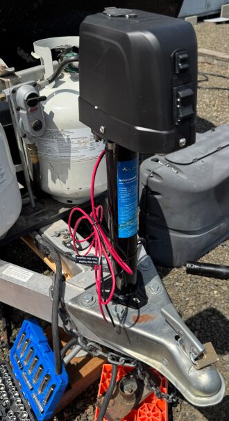 New Polestar motorized hitch