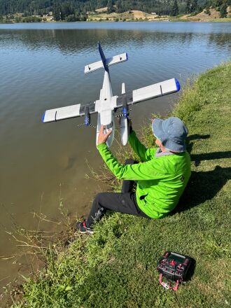 My friend, Stan, getting ready to launch