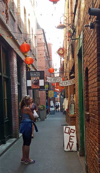Narrowest street in the world.
