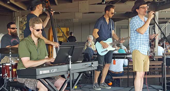 The Gold Diggers Band entertained the steak eaters
