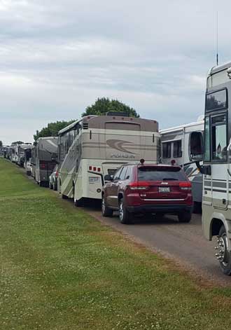 Arrived at the rally, waiting for parking