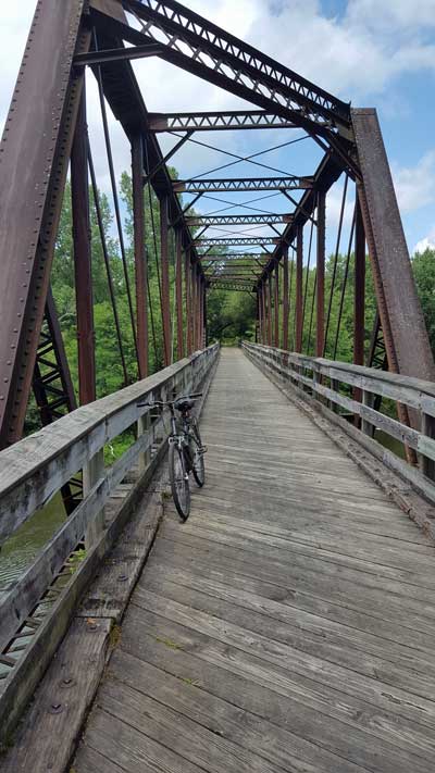 The trail follow the Red Cedar River