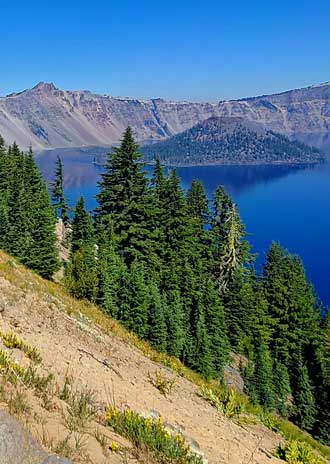 The view from Crater Lake Lodge