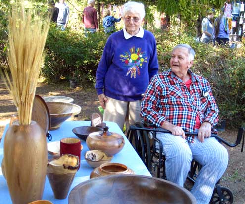 Viewing the art of a wood turner