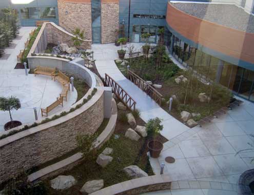 Lodi Memorial Hospital Courtyard