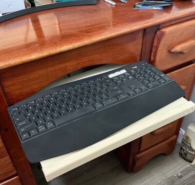tray to support the keyboard