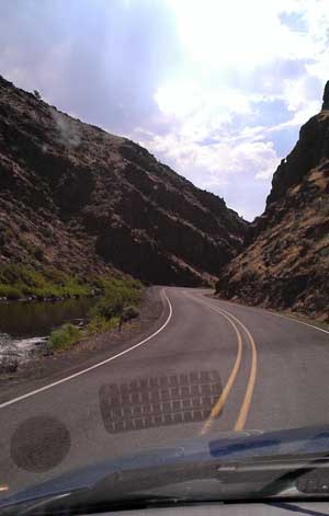 Driving into Eastern Oregon