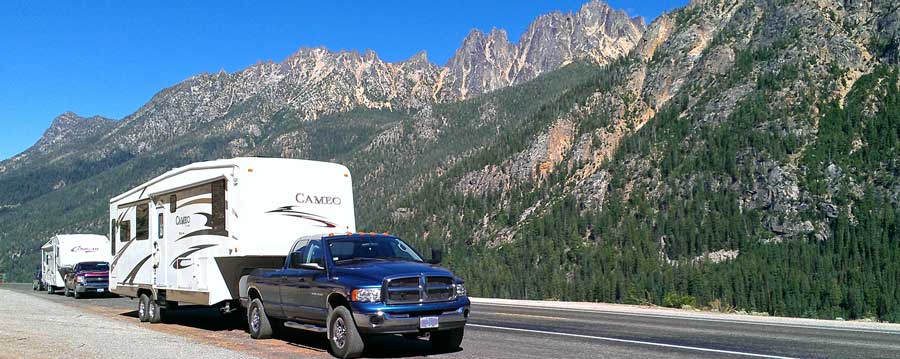 Climbing the North Cascade road toward Washington Pass