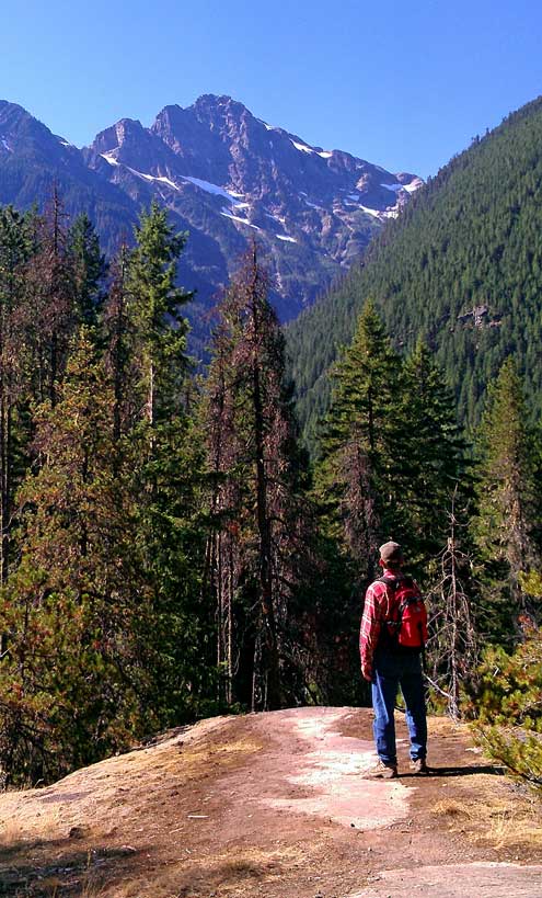 Hiking the Diablo Lake Knob trail