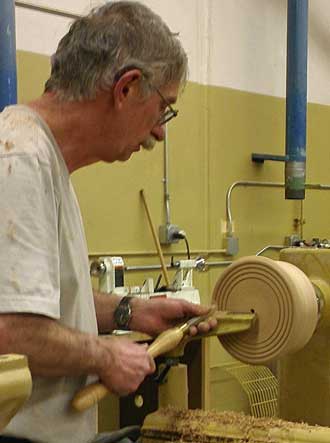 Creating the beads using a beading chisel