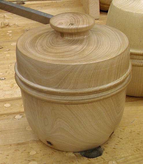 A completed bowl and lid
