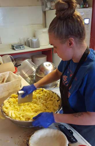 Chopping the apples