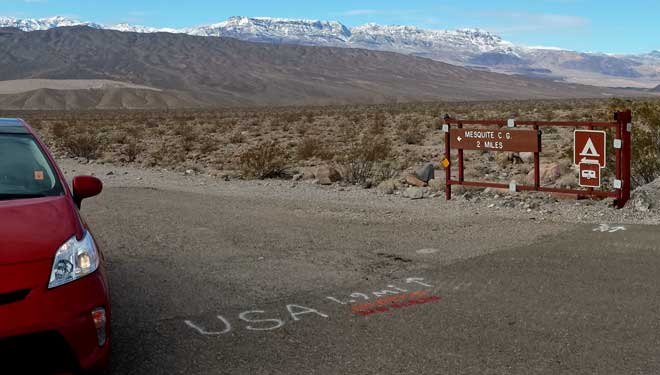 Leaving the Mesquite Spring Campground for Ubehebe Crater, Behind: Panorama of Mesquite Spring area