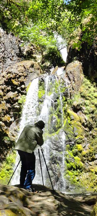 Bob photographs Fall Creek Falls, Behind: Lunch at Fall Creek Falls