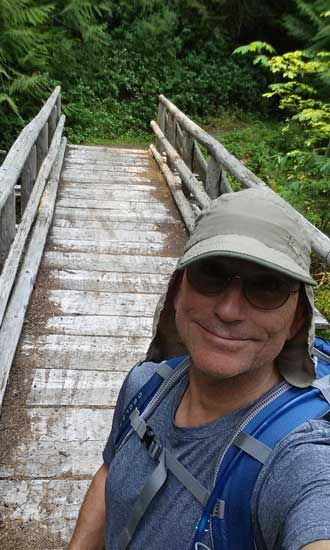 Crossing Hemlock Creek at the beginning of the trail, Behind: The first waterfall on Hemlock Creek