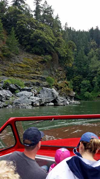 Steep canyon rocks just before disembarking for lunch