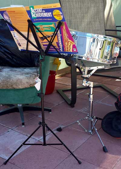 Shopping at a garage sale, found a real snare drum