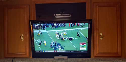 32" LG LED HD TV