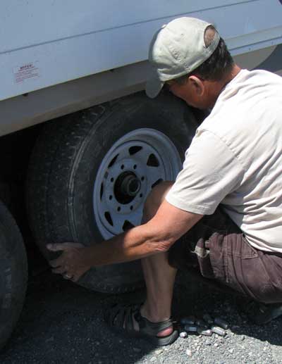 Mounting the spare