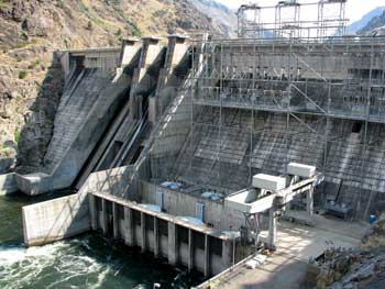 Hells Canyon Dam