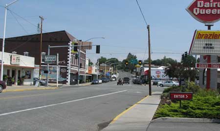 The only traffic signal in all of Grant County