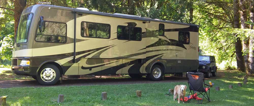 Parked on the Alsea River in Blackberry Campground