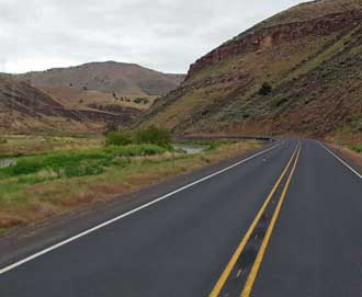 Following the North Fork of the Malheur River toward Idaho