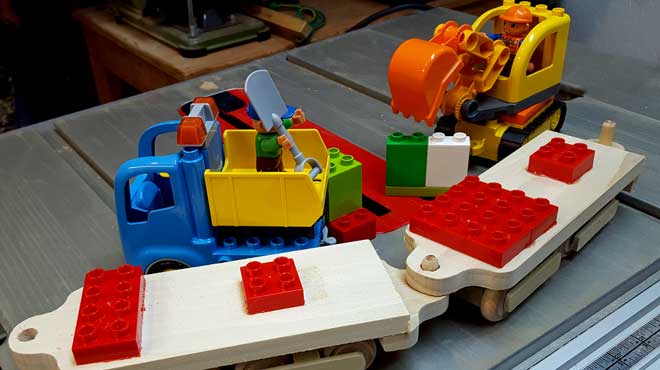 Another train car idea using Duplo kits