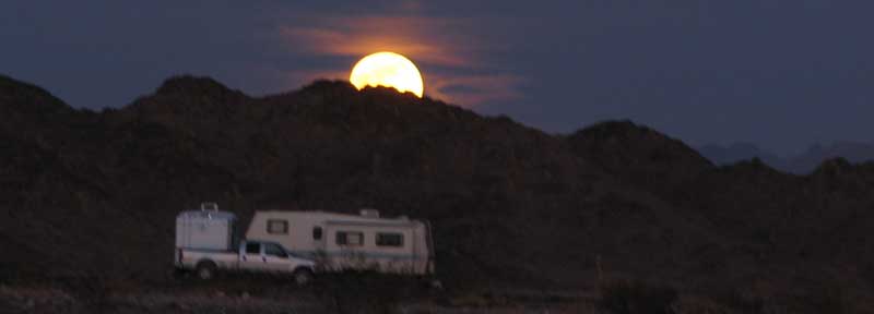 Blue Moon rise over the Imperial LTVA