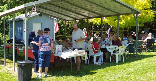 Memorial Day Picnic at Snoopy's Meadow