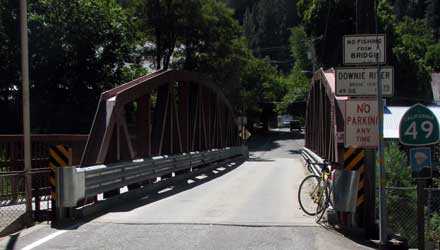 The single lane bridge in downtown Downieville