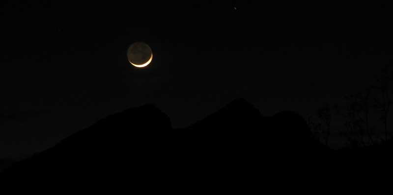 Just after dusk in the Arizona night sky