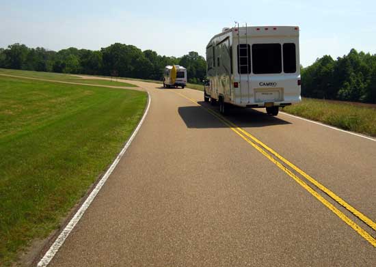 On the move again riding the Natchez Trace