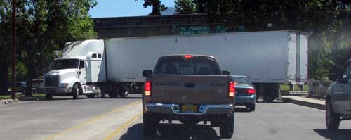 U-turn on a 4-lane bridge