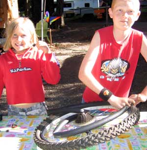 Dustin and Courtney fix a flat