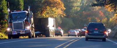 Long line of delayed commuters on their way to the Applegate Valley