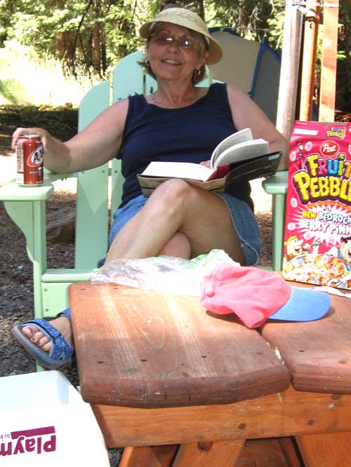 A good book and box of pebbles, what more could you want?