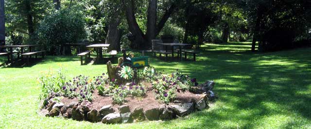 Park adjacent to the bridge